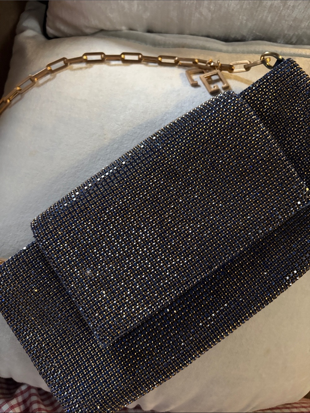 Cult Guia Elegant Navy Crystal-Embellished Evening chain bag/Clutch